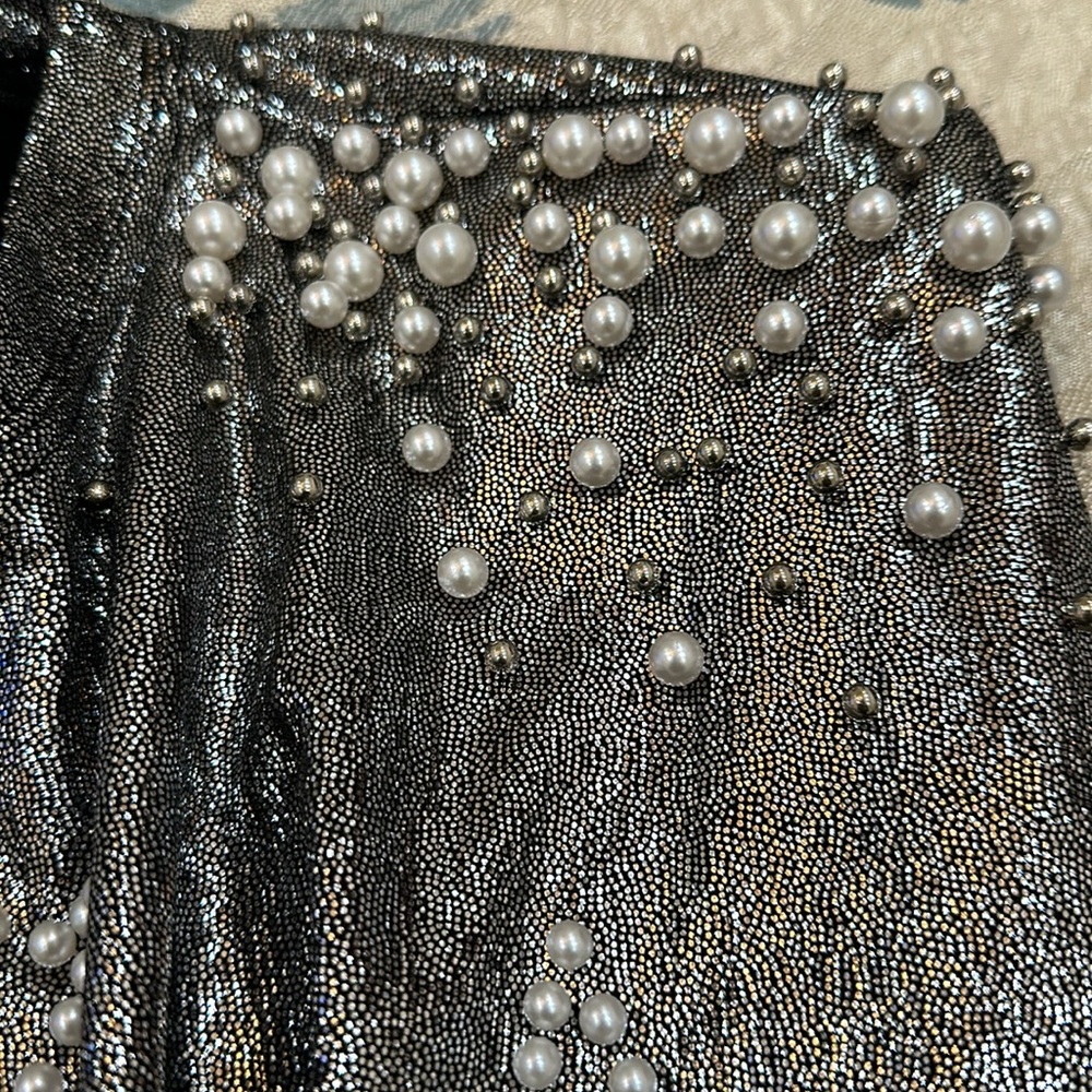 Metallic Star Pearl Top. - Picture 4 of 7